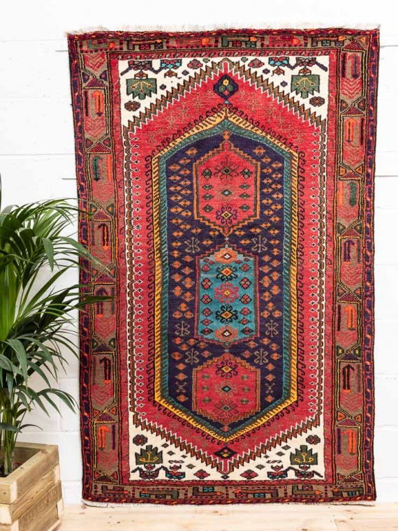 11970 Persian Khamseh Hamadan Rug 122x192cm (4 x 6.3ft)