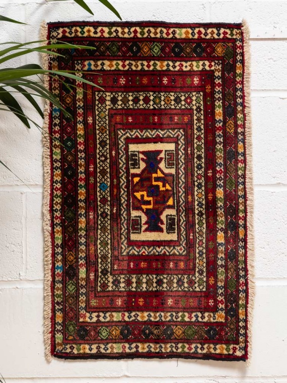 12243 Vintage Persian Baluch Rug 47x81cm (1.6 x 2.8ft)