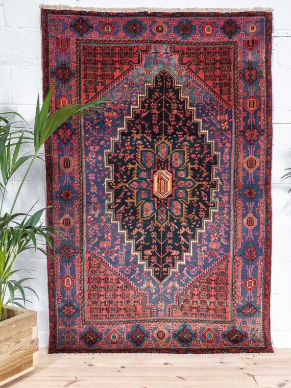 12434 Hamadan Hand-knotted Persian Rug 135x207cm (4.5 x 6.9ft)