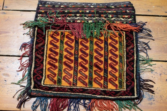 CC1273 Afghan Baluch Carpet Cushion Cover 44x45cm (1.5 x 1.5ft)