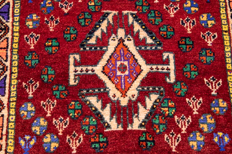 10100 Small Persian Qashqai Rug 57x60cm (1.10 x 1.11ft)