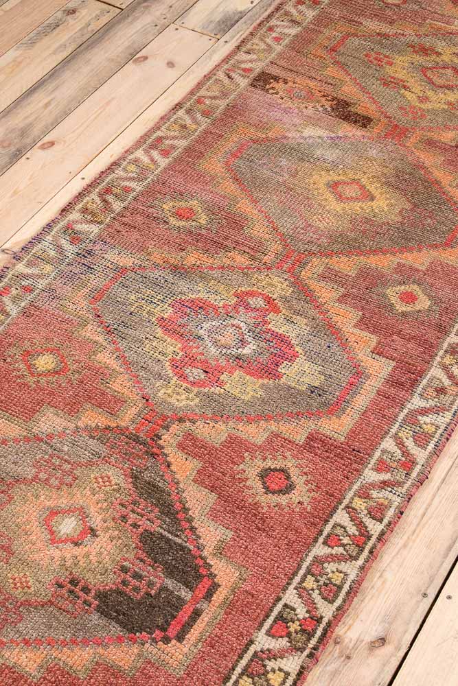 10719 Vintage Kurdish Herki Carpet Runner Rug 90x357cm (2.11 x 11.8ft)