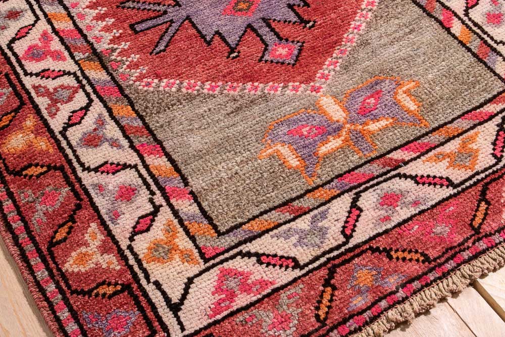 10722 Vintage Kurdish Herki Carpet Runner Rug 88x329cm (2.10 x 10.9ft)
