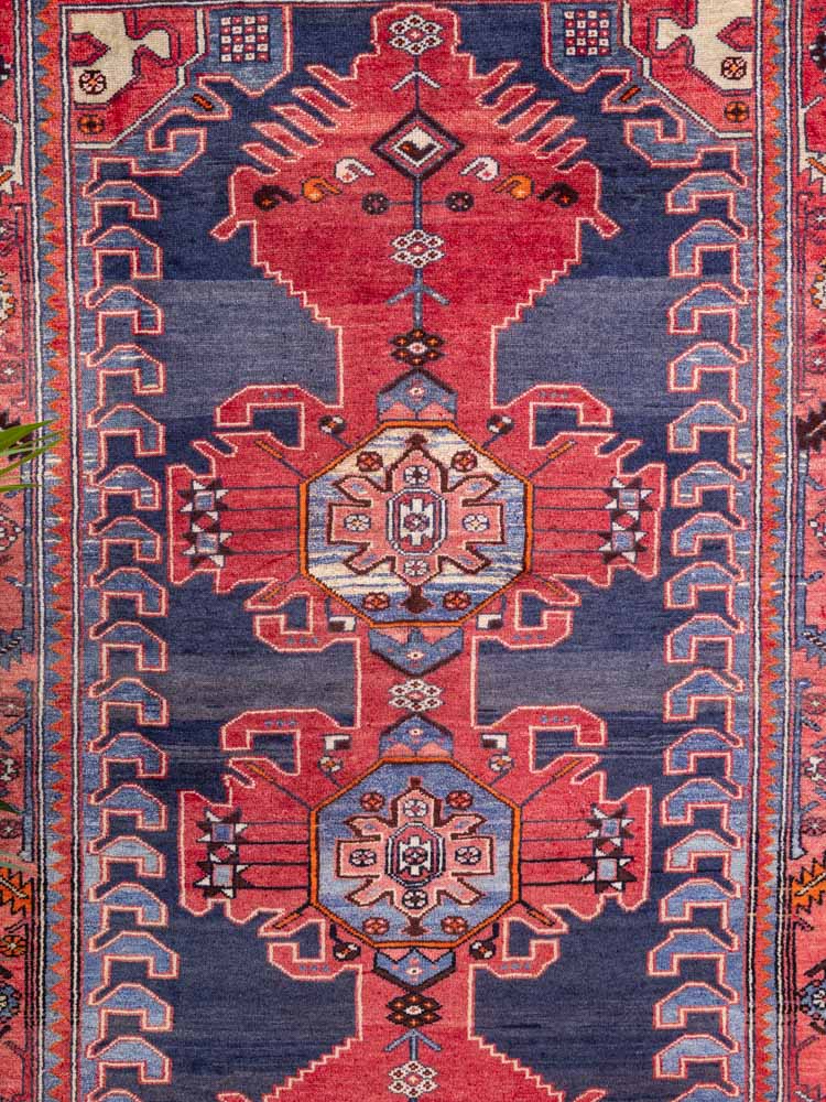 11963 Persian Shahsavan Hamadan Rug 131x200cm (4.3 x 6.6ft)