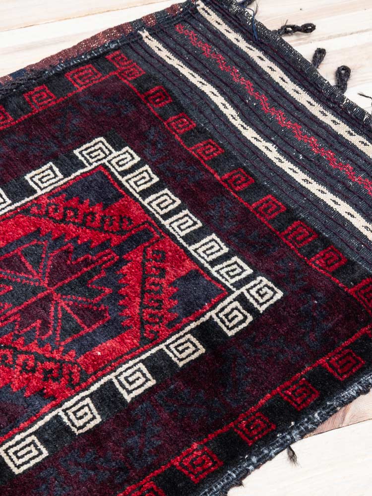 12255 Vintage Afghan Baluch Tribal Carpet Floor Cushion 60x123cm (1.11 x 4.0ft)