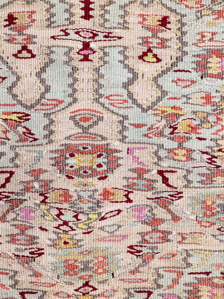 12261 Rare Vintage Persian Silk Senneh Kilim Rug 136x193cm (4.5 x 6.4ft)