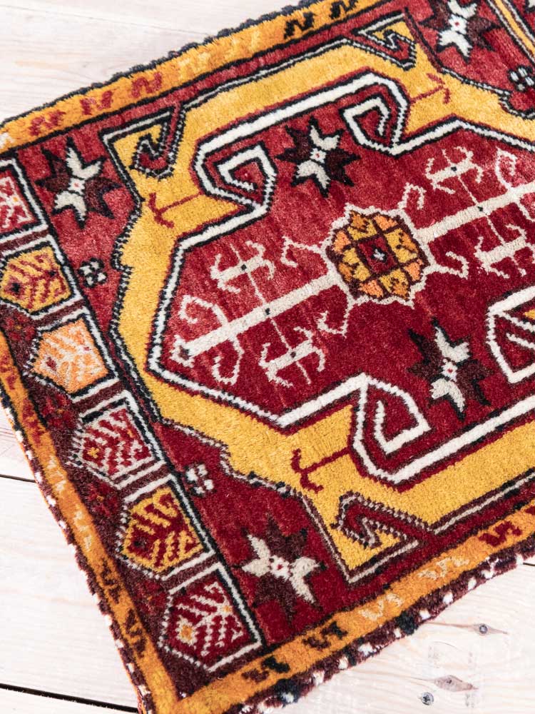 12364 Turkish Cal Vintage Carpet Floor Cushion 46x96cm (1.6 x 3.1ft)