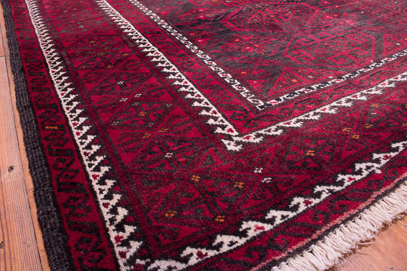 8907 Persian Mashad Baluch Oriental Rug 128x220cm (4.2 x 7.2ft)