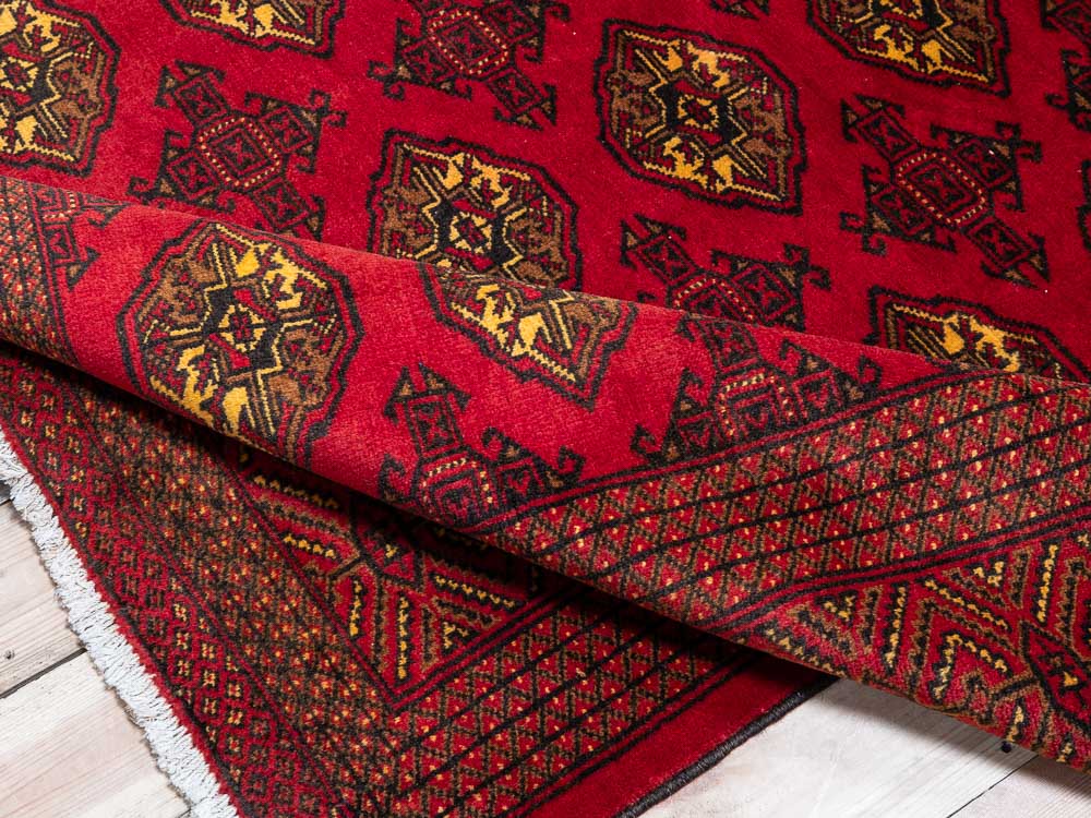 9608 Large Fine Persian Turkoman Carpet 301x379cm (9.10 x 12.5ft)