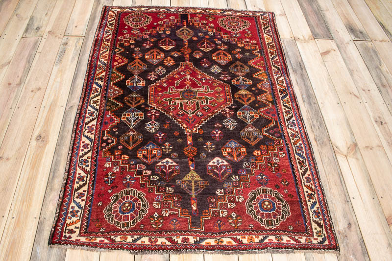 9656 Oriental Persian Qashqai Rug 115x162cm (3.9 x 5.3ft)