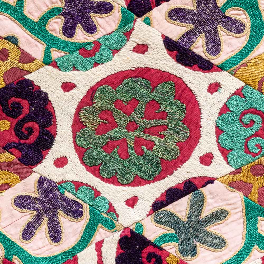 SC685 Uzbek Suzani Embroidered Patchwork Cushion Cover 33x43cm