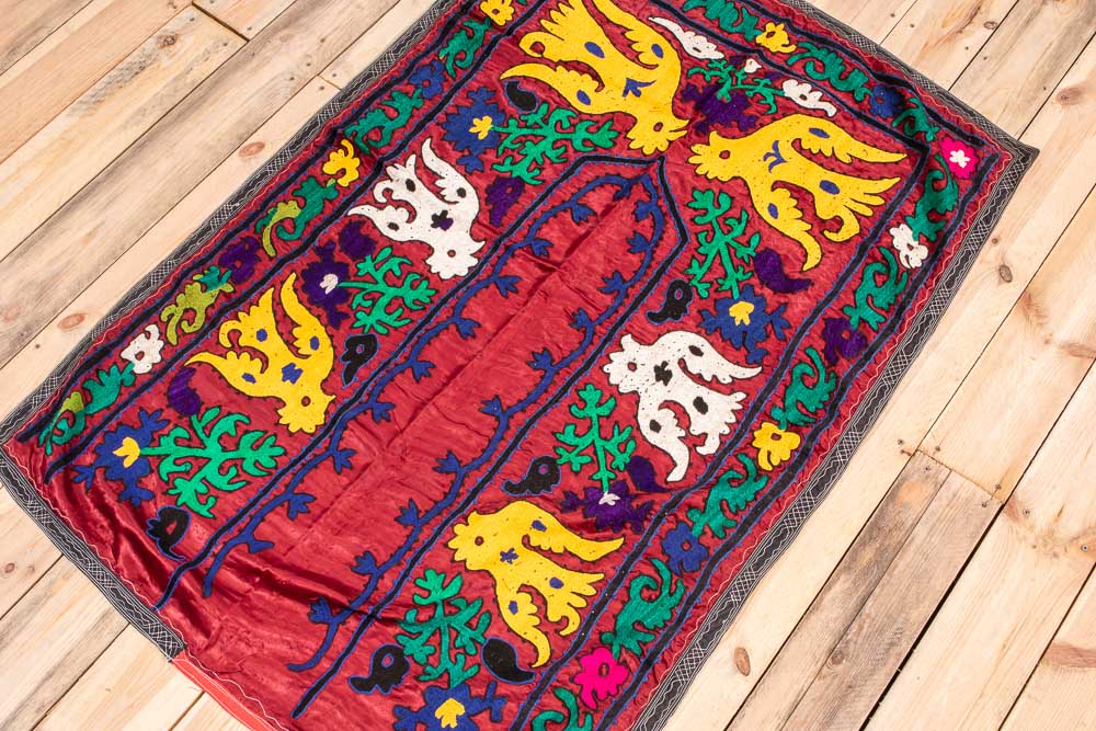 SUZ853 Vintage Uzbek Suzani Embroidery 95x141cm (3.1 x 4.7ft)
