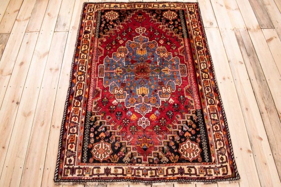 10953 Tribal Persian Qashqai Rug 112x164cm (3.8 x 5.4ft)