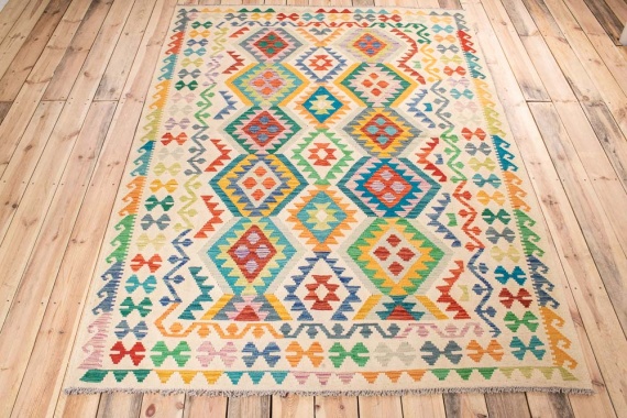 10979 Afghan Vegetable Dyed Kilim Rug 172x247cm (5.7 x 8.1ft)