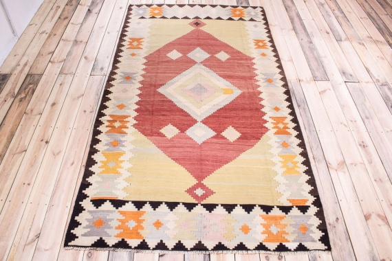 11193 Vintage Turkish Milas Kilim Rug 144x266cm (4.8 x 8.8ft)