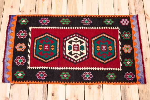 11221 Turkish Vintage Cal Kilim Rug 58x107cm (1.11 x 3.6ft)