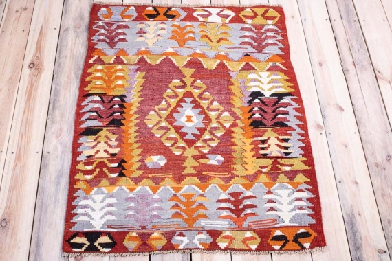 11242 Vintage Turkish Cal Kilim Rug 88x112cm (2.10 x 3.8ft)