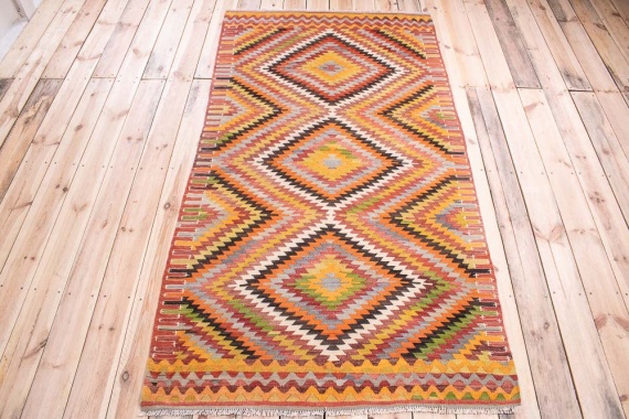 11259 Vintage Turkish Denizli Kilim Rug 115x216cm (3.9 x 7.1ft)