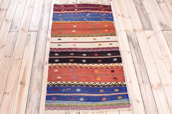 11395 Vintage Turkish Sivas Kilim Rug 87x168cm (2.10 x 5.6ft)