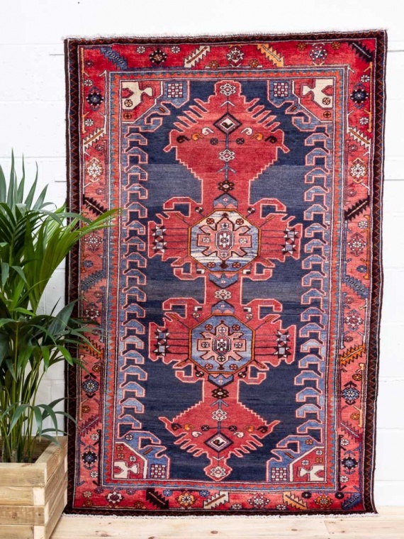 11963 Persian Shahsavan Hamadan Rug 131x200cm (4.3 x 6.6ft)