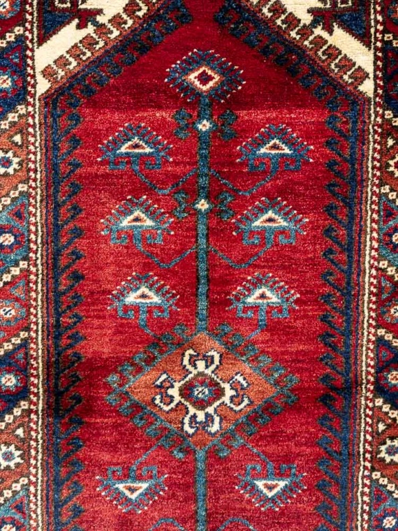 Red White & Blue Vintage Turkish Dosemealti Pile Rug 133x202cm