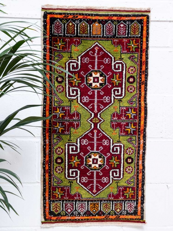 12235 Small Vintage Turkish Cal Rug 54x108cm (1.9 x 3.6ft)