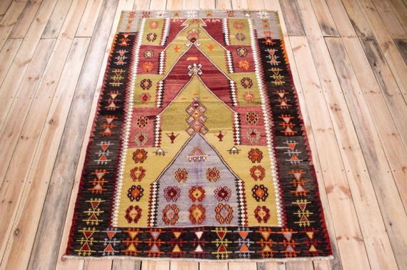 5152 Turkish Emir Dag (saf) Kilim 124x189cm (4.1 x 6.2ft)