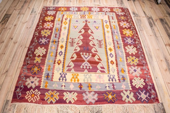 5639 Turkish Ordu Kilim 187x214cm (6.1 x 7ft)