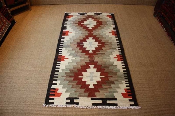 6305 Turkish Mut Kilim 83x163cm (2.8 x 5.4ft)