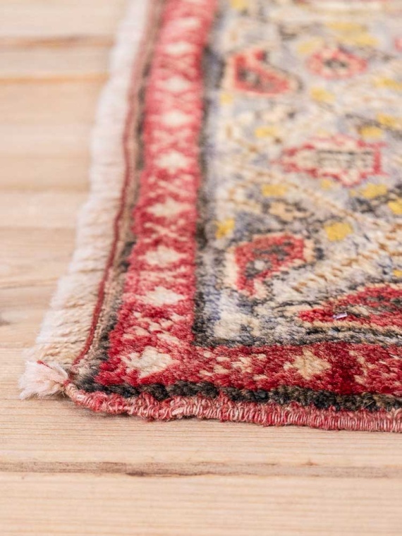 Vintage Turkish Sivas Rug 107x191cm (3.6 x 6.3ft)