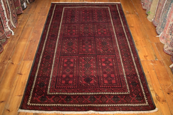 8628 Persian Baluch Rug 127x212cm (4.2 x 6.11½ft)