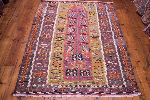 9053 Vintage Turkish Kilim Rug - Esme 122x161cm (4 x 5.3ft)