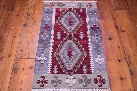 9101 Vintage Turkish Kilim Rug - Esme 69x120cm (2.3 x 3.11ft)