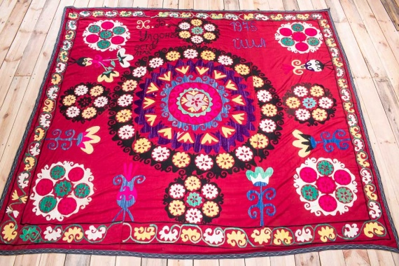 SUZ831 Vintage Uzbek Suzani Embroidery 203x223cm (6.8 x 7.3ft)