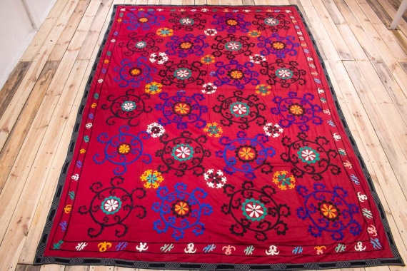 SUZ840 Vintage Uzbek Suzani Embroidery 199x282cm (6.6 x 9.3ft)