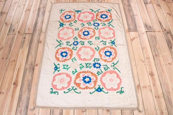 SUZ856 Vintage Uzbek Suzani Embroidery 121x177cm (3.11 x 5.9ft)