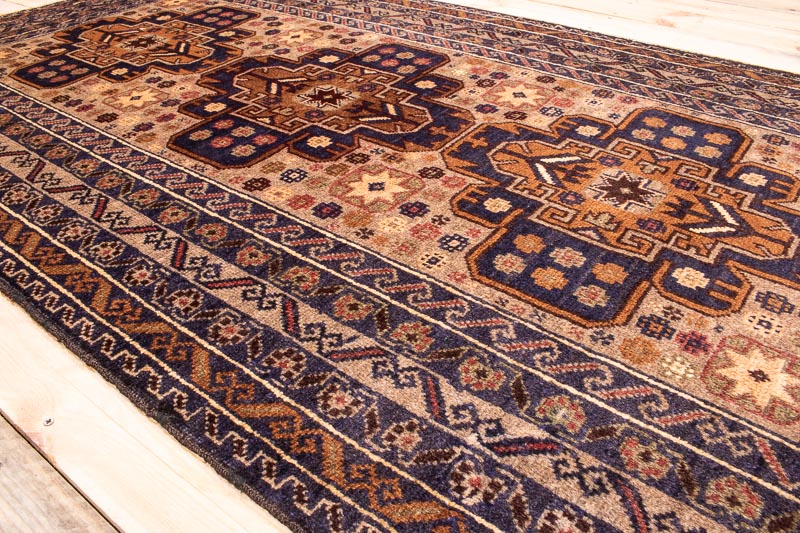 10272 Afghan Baluch Rug 111x193cm (3.7 x 6.4ft)