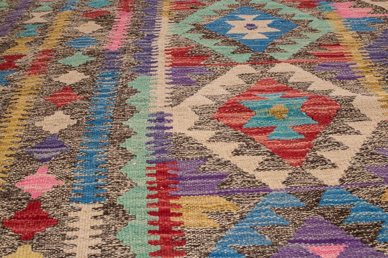 10517 Afghan Vegetable Dyed Kilim Rug 216x277cm (7.1 x 9.1ft)