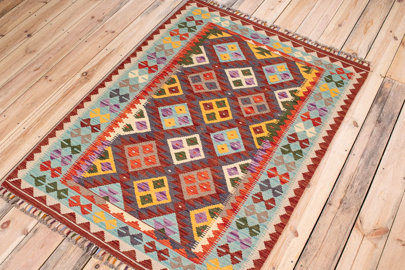 10568 Afghan Kilim Rug - Vegetable Dyed 107x147cm (3.6 x 4.10ft)