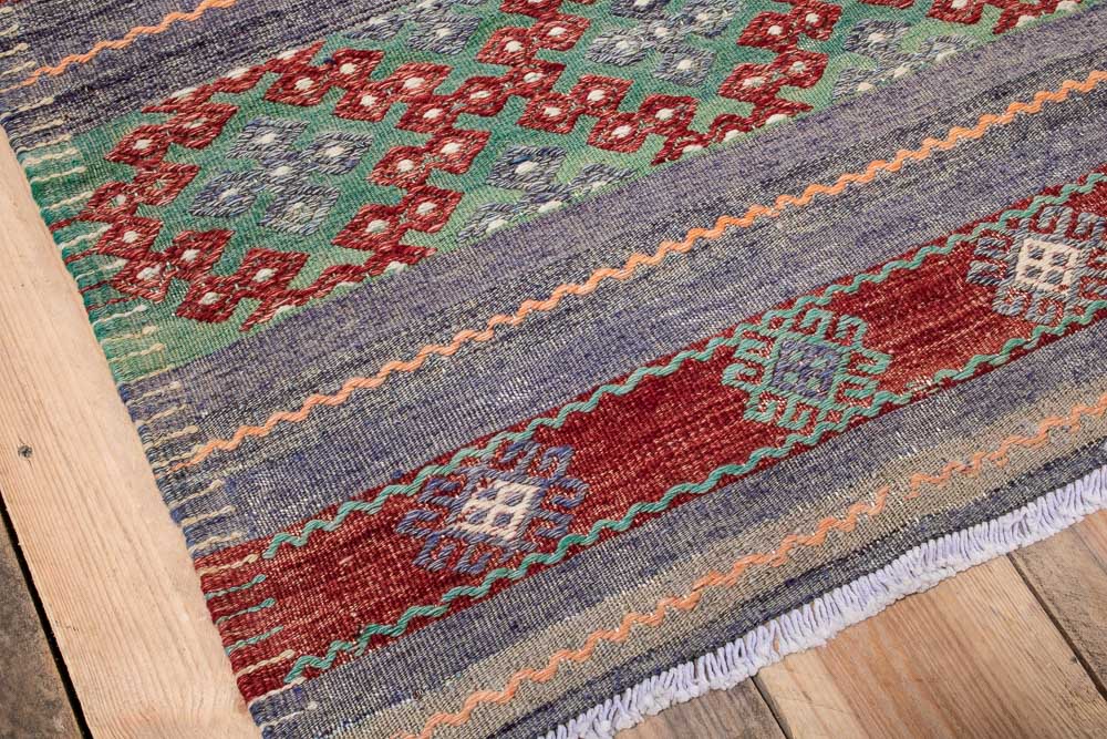 10659 Turkish Selendi Vintage Kilim Rug 186x328cm (6.1 x 10.9ft)