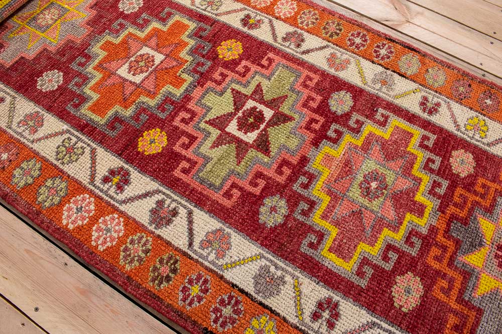 10707 Vintage Kurdish Herki Carpet Runner Rug 89x397cm (2.11 x 13ft)