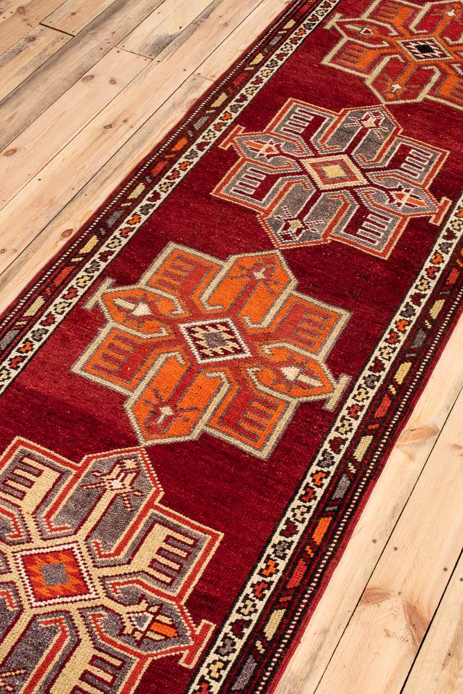 10713 Vintage Kurdish Herki Carpet Runner Rug 91x321cm (3 x 10.6ft)