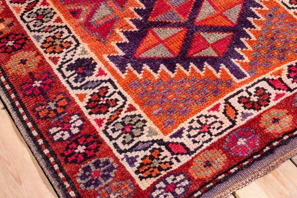 10714 Vintage Kurdish Herki Carpet Runner Rug 86x355cm (2.10 x 11.7½ft)