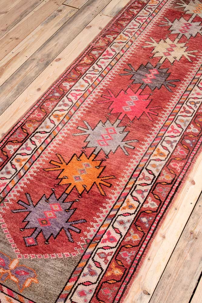 10722 Vintage Kurdish Herki Carpet Runner Rug 88x329cm (2.10 x 10.9ft)