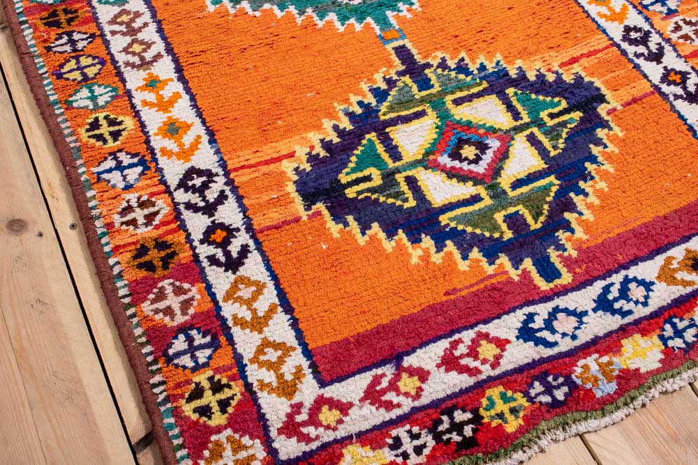 10729 Vintage Kurdish Herki Carpet Runner Rug 87x331cm (2.10 x 10.10ft)