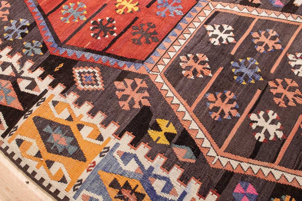 10750 Vintage Turkish Yozgat Kilim Runner Rug 111x485cm (3.7 x 15.11ft)