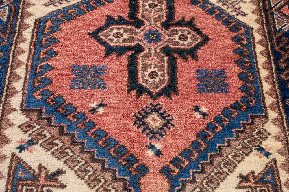 10751 Vintage Turkish Dosemealti Rug 123x213cm (4.0 x 6.11ft)