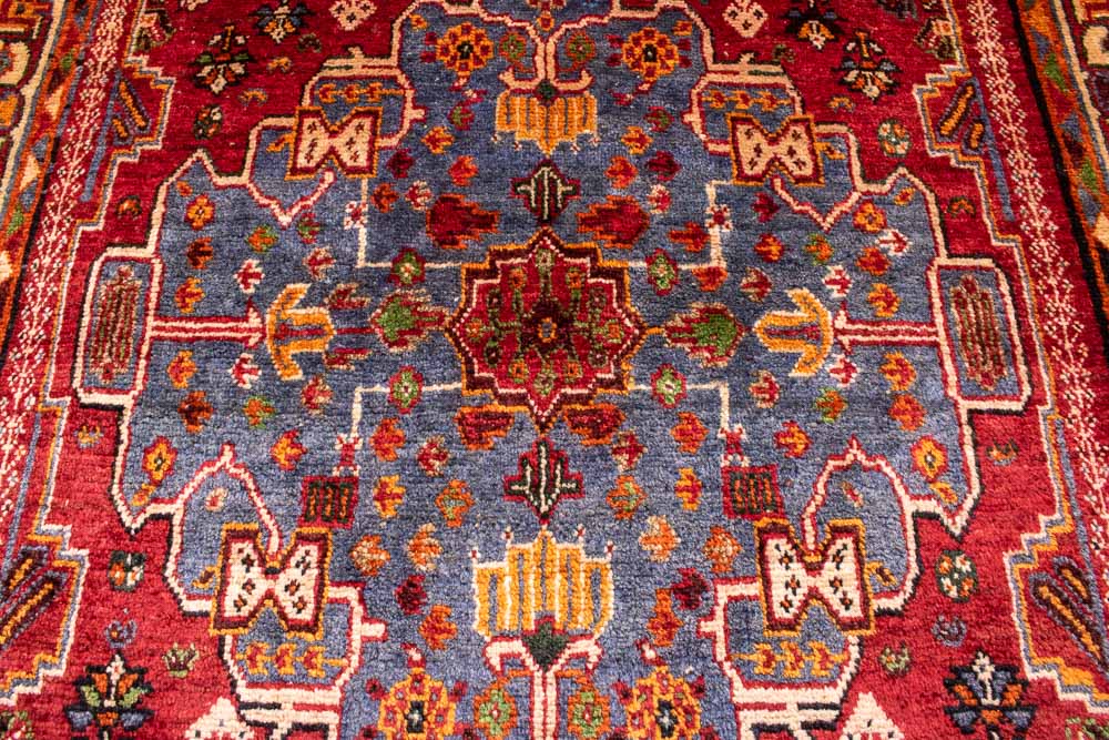 10953 Tribal Persian Qashqai Rug 112x164cm (3.8 x 5.4ft)