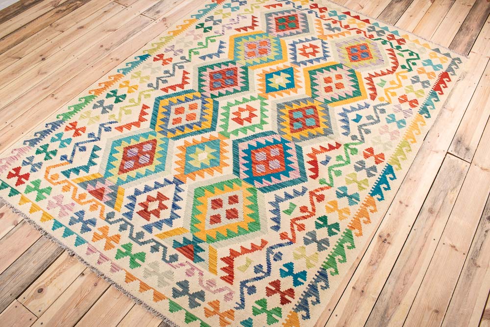 10979 Afghan Vegetable Dyed Kilim Rug 172x247cm (5.7 x 8.1ft)