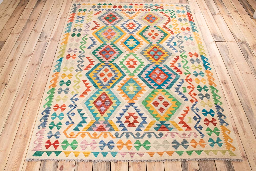 10979 Afghan Vegetable Dyed Kilim Rug 172x247cm (5.7 x 8.1ft)